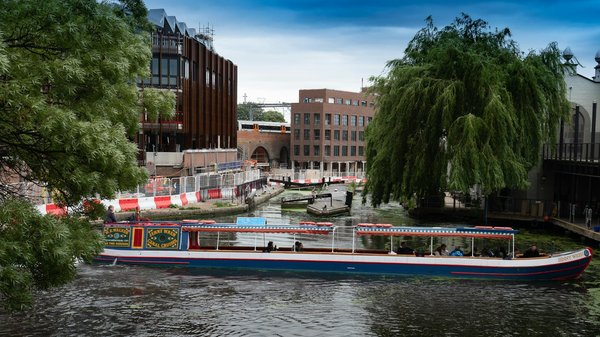 Quels sont les meilleurs itinéraires pour une croisière fluviale dans le Delta du Mekong?