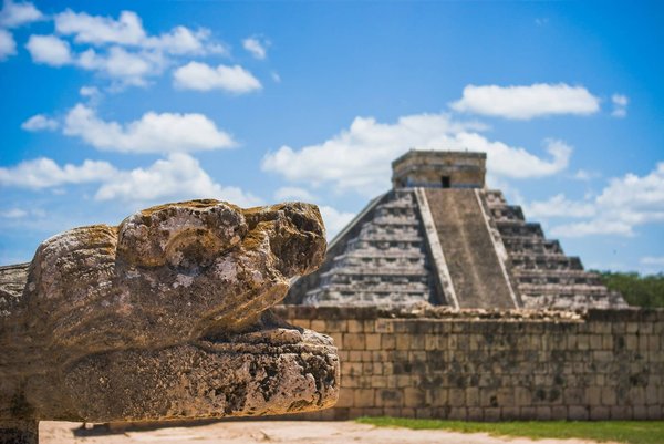 Quels sont les secrets pour une plongée réussie dans les cénotes de la péninsule du Yucatán, Mexique?
